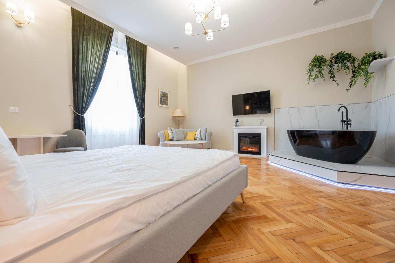 Central Park Apartments Oradea Exterior foto